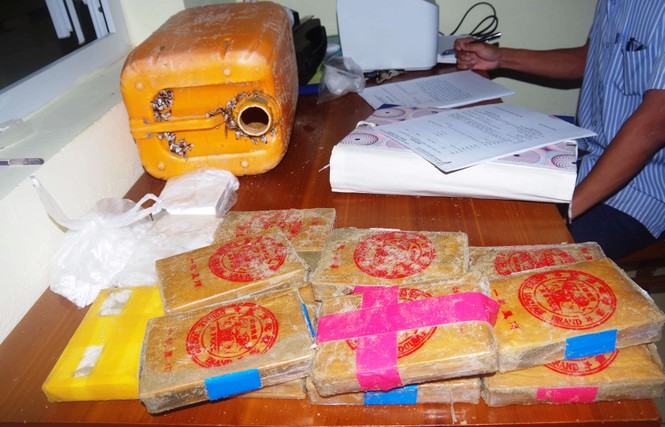 Phát hiện số lượng lớn heroin trôi dạt bờ biển Quảng Nam - ảnh 3