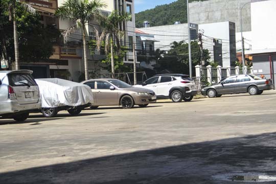 Bình Định: Cận cảnh khu chung cư cho “người có thu nhập thấp” toàn đi xe ô tô! - ảnh 3