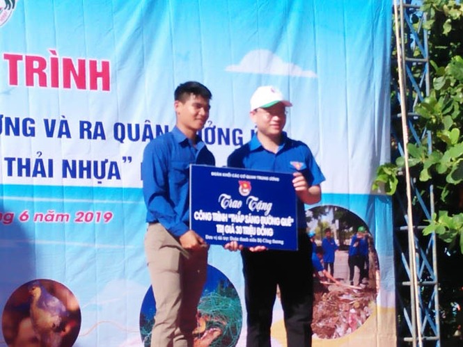 Đoàn khối các cơ quan Trung ương tổ chức nhiều hoạt động tại Lý Sơn - ảnh 1