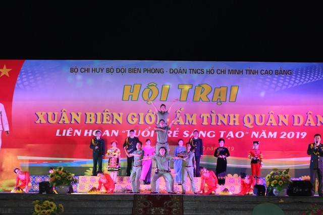 Sôi nổi hội trại Xuân biên giới của tuổi trẻ Cao Bằng - ảnh 10