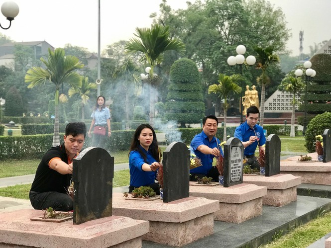 Nhiều việc làm ý nghĩa của tuổi trẻ Thủ đô tại Điện Biên - ảnh 7
