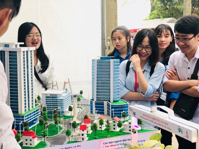 Ngày hội Sinh viên 5 tốt Thủ đô - ảnh 1