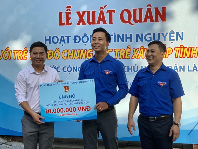 Khám bệnh, phát thuốc miễn phí cho 1.000 người dân nước bạn Lào - ảnh 5