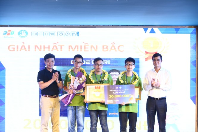 Sinh viên công nghệ giành 140 triệu đồng từ cuộc thi lập trình - ảnh 2