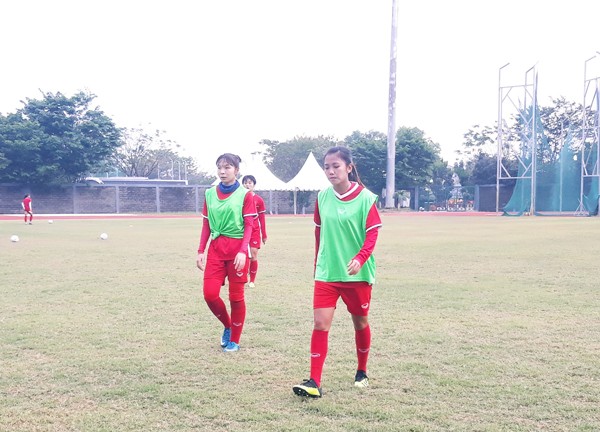 Mục kích tuyển nữ Việt Nam 'luyện công' trước tứ kết ASIAD - ảnh 7