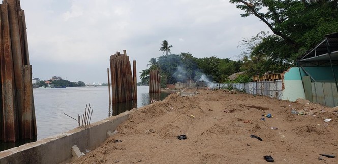 TP HCM: Mùa mưa đang đến Dự án chống sạt lỡ bao giờ hoàn thành - ảnh 3