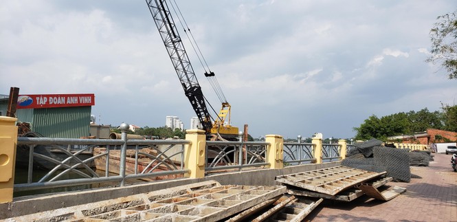 TP HCM: Mùa mưa đang đến Dự án chống sạt lỡ bao giờ hoàn thành - ảnh 2