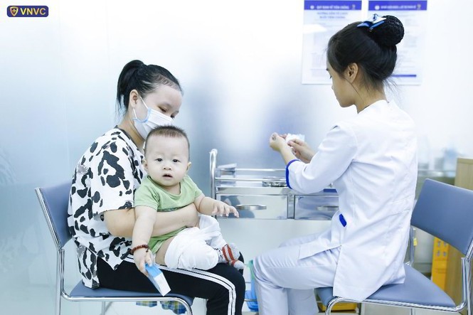 Giải 'cơn khát vắc xin' cho người dân xứ Thanh - ảnh 4