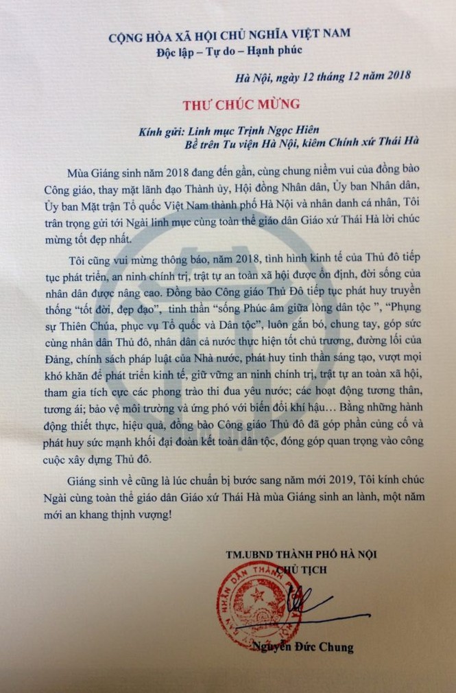 Công an Hà Nội tổ chức trông xe miễn phí trong dịp lễ Giáng sinh - ảnh 2