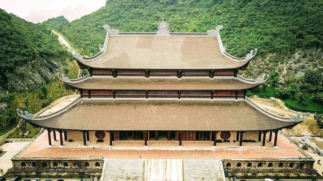 Chùa Tam Chúc, bồng lai tiên cảnh giữa trần gian - ảnh 2