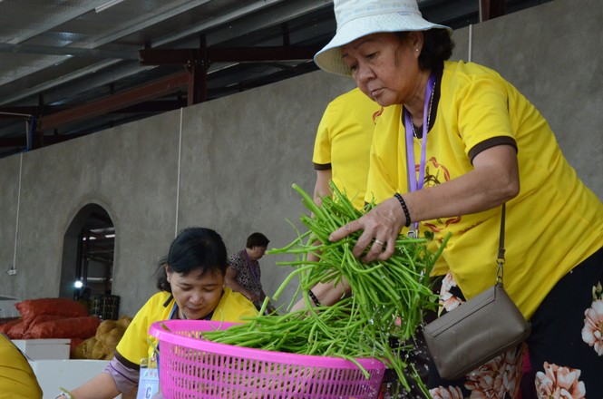 Cận cảnh khu bếp có 800 tình nguyện viên phục vụ Đại lễ Vesak 2019 - ảnh 5