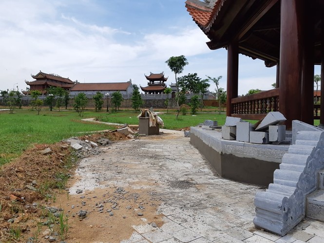 Văn Miếu Vĩnh Phúc thành đại công trường sửa chữa sau 2 năm sử dụng - ảnh 3