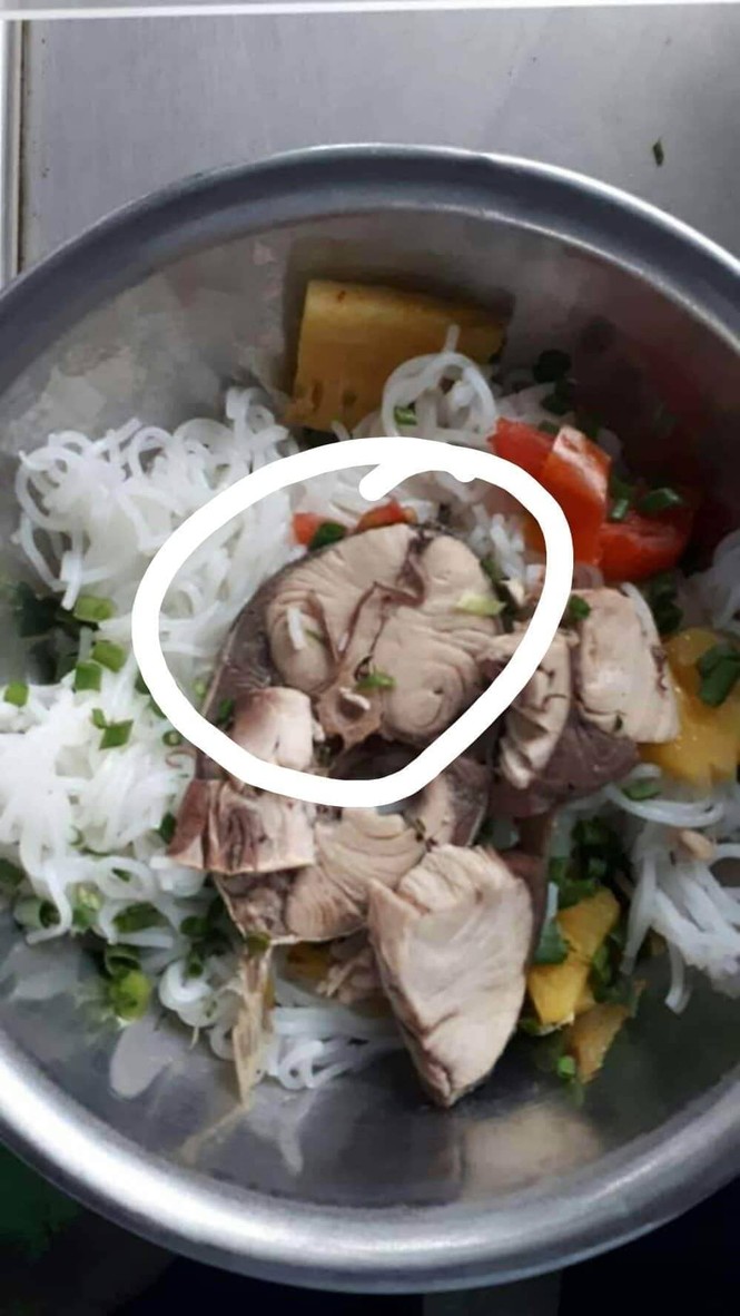 Phát hiện sán trong tô bún cá của công nhân Đà Nẵng - ảnh 1