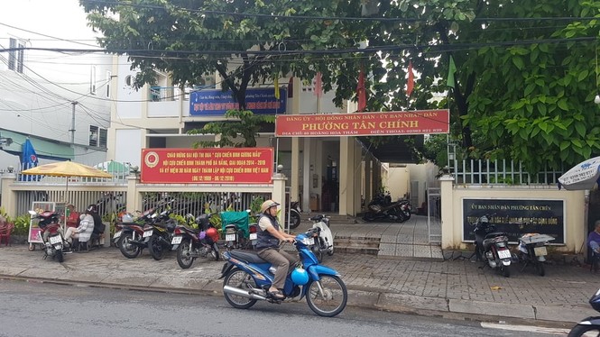 Đổi tên cho con, cán bộ “hành” dân 4 lần làm giấy tờ - ảnh 1
