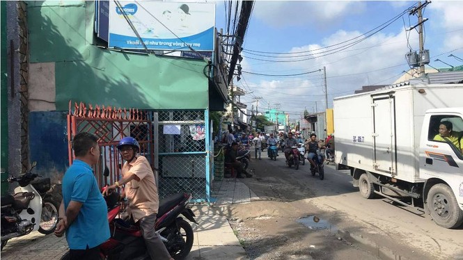Cháy cửa hàng tạp hoá trong đêm, 2 vợ chồng thương vong - ảnh 1