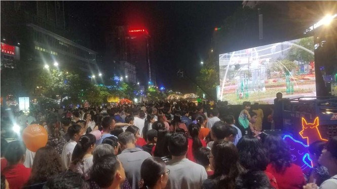TPHCM sẵn sàng cho màn trình diễn pháo hoa chào năm mới 2019 - ảnh 2
