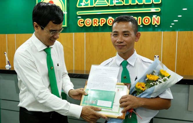 Hai ngày 4 em bé chào đời trên taxi Mai Linh - ảnh 1