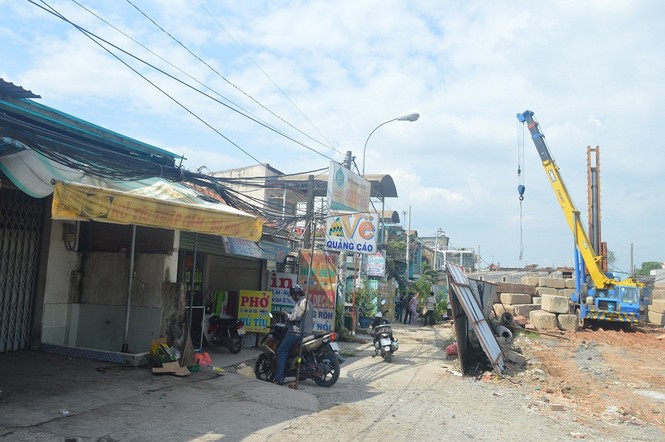 Thục mạng tháo chạy khi bê tông công trình đổ sập - ảnh 4