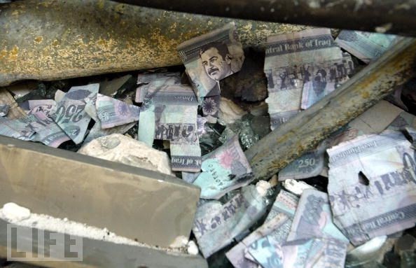 Ai cướp số tiền 1 tỉ USD của Saddam Hussein? - ảnh 1