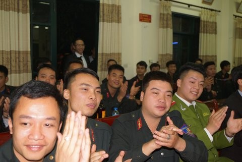 Bí thư thứ nhất T.Ư Đoàn chúc Tết Bộ Tư lệnh CSCĐ - ảnh 7