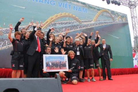 Đoàn thuyền Vòng quanh thế giới Clipper Race rời Đà Nẵng - ảnh 4