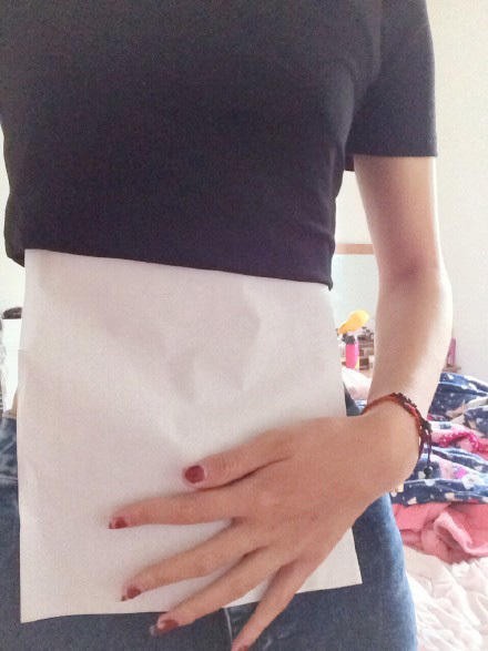 Thiếu nữ Trung Quốc rộ mốt so eo với… tờ giấy A4 - ảnh 4