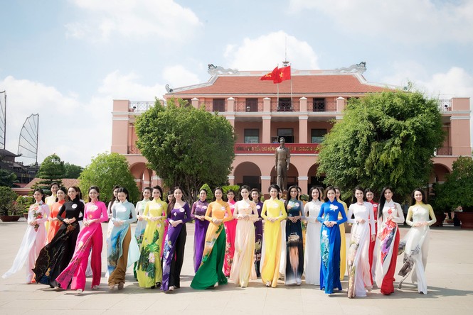chung khảo hoa hậu việt nam - ảnh 7