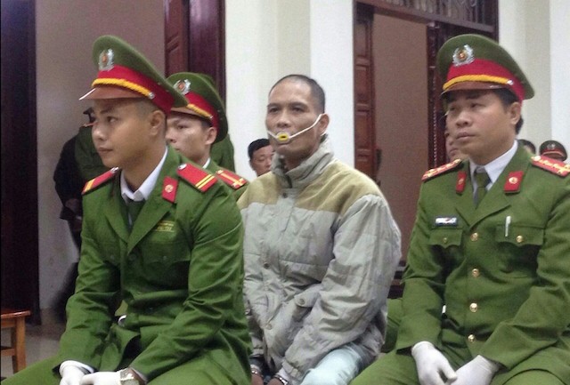 Hình ảnh kỳ lạ của hung thủ vụ thảm án Quảng Ninh tại toà - ảnh 6