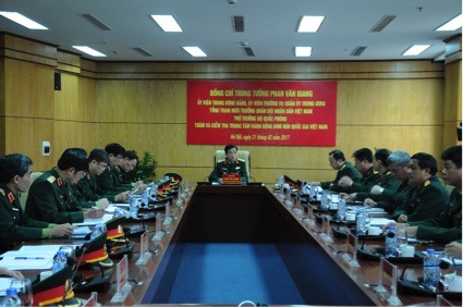 Trung tướng Phan Văn Giang làm việc với Trung tâm hành động bom mìn quốc gia - ảnh 2