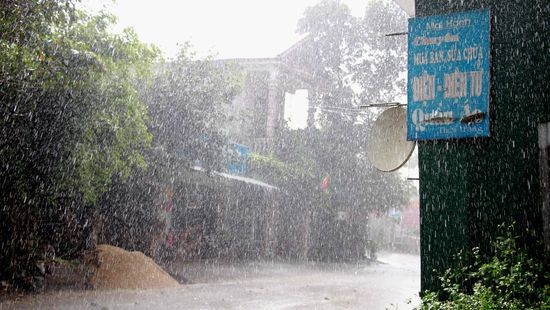 Mưa đá xuất hiện tại miền núi Nghệ An - ảnh 1