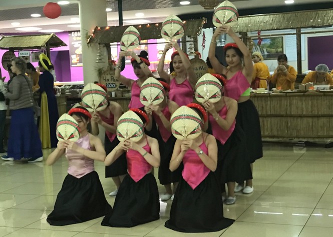 Rực rỡ Festival thức ăn đường phố Việt tại Nga - ảnh 11