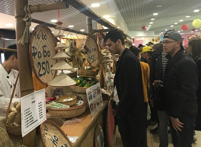 Rực rỡ Festival thức ăn đường phố Việt tại Nga - ảnh 17