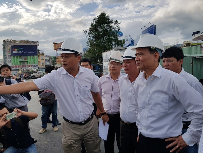 Tân bí thư Đà Nẵng kiểm tra tiến độ hầm chui phục vụ APEC - ảnh 1
