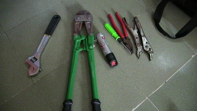 Thanh niên 17 tuổi đột nhập nhiều nhà dân trộm cắp - ảnh 1