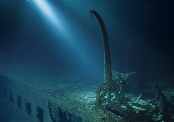 Những hình ảnh xác tàu Titanic ở độ sâu 4000m dưới biển vừa được chụp - ảnh 2