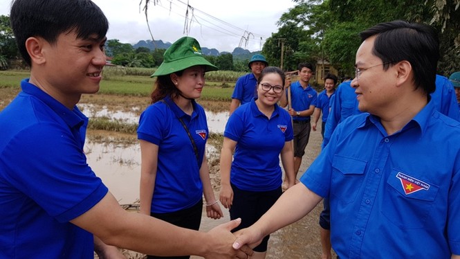 TNTN vùng lũ Thanh Hoá tích cực khắc phục hậu quả lũ lụt - ảnh 5