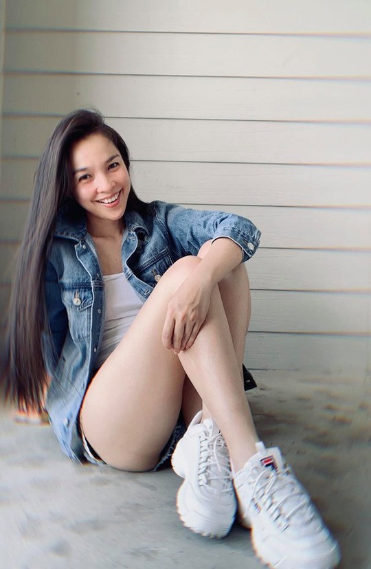 Ca sĩ Hiền Thục lần đầu tiết lộ chuyện làm mẹ đơn thân ở tuổi 20 - ảnh 3