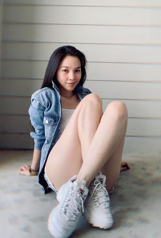 Ca sĩ Hiền Thục lần đầu tiết lộ chuyện làm mẹ đơn thân ở tuổi 20 - ảnh 2