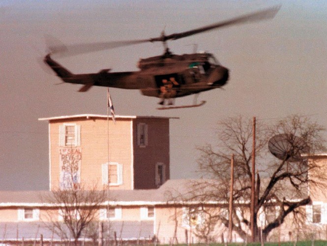 giáo phái davidian David Koresh hỏa hoạn thiêu chết - ảnh 3