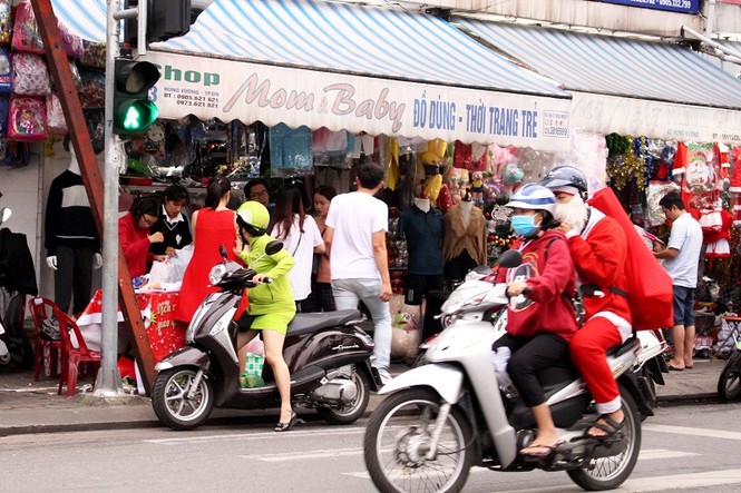 Dịch vụ ông già Noel ship quà nhộn nhịp dịp Giáng sinh - ảnh 3