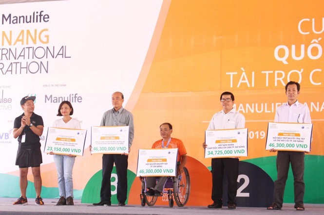 VĐV Việt Nam vô địch giải marathon Quốc tế Đà Nẵng 2019 - ảnh 8