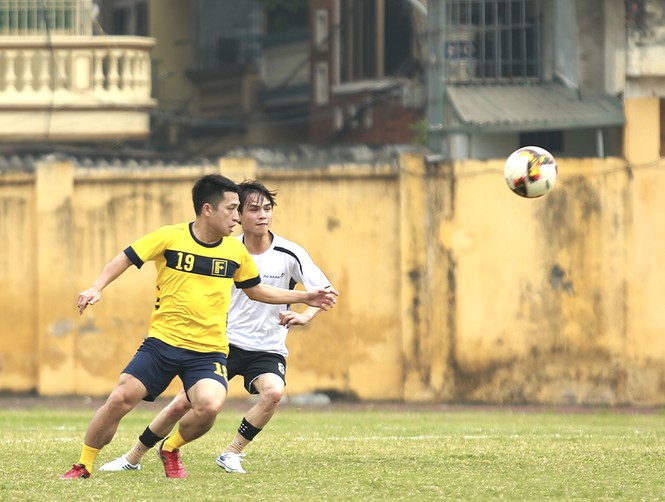 Dàn nghệ sĩ trổ tài trên sân cỏ 'cháy' cùng Seagame 30 - ảnh 8
