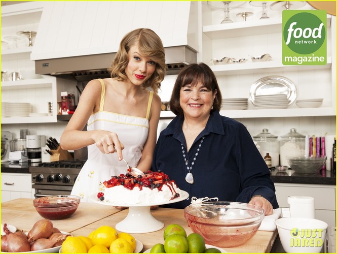 Taylor Swift bất ngờ trổ tài nấu nướng cực siêu - ảnh 1