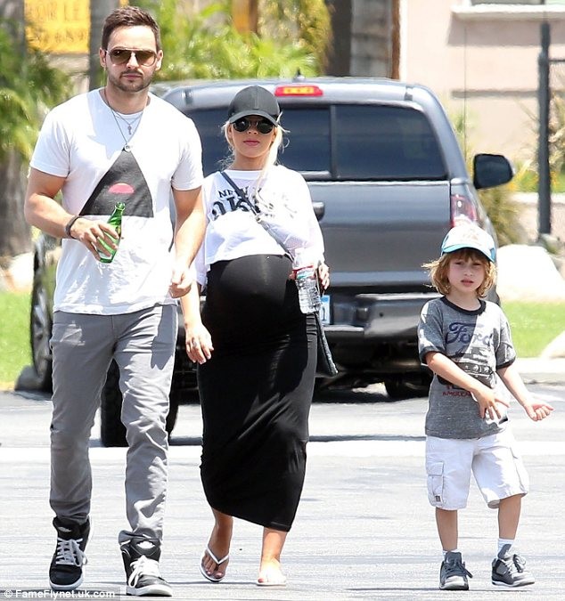Christina Aguilera hạnh phúc sinh thêm em bé - ảnh 4