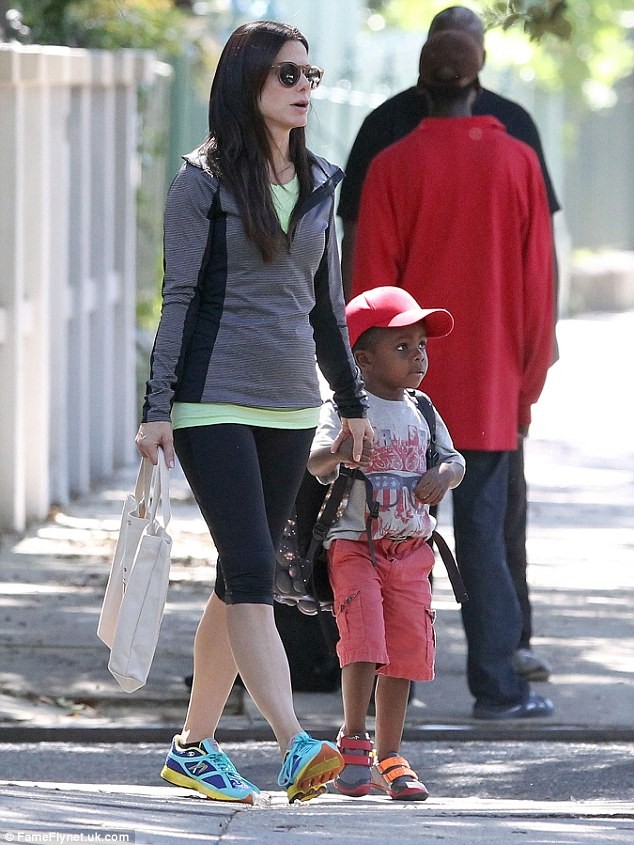 Sandra Bullock là 'Người phụ nữ đẹp nhất thế giới'? - ảnh 5