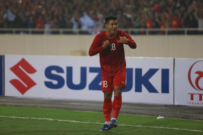 Hà Đức Chinh ăn mừng bàn thắng theo phong cách Ronaldo - ảnh 6