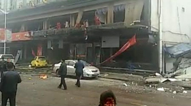 Nổ tòa nhà ở Trung Quốc, hàng trăm người thương vong - ảnh 3