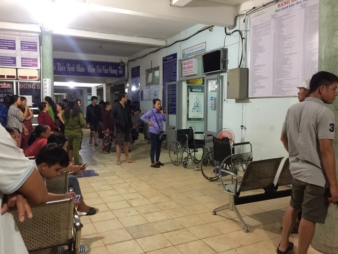 Nhiều du khách tử vong khi tắm biển Bình Thuận - ảnh 2