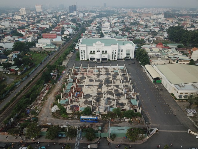 Cận cảnh khu phức hợp không phép giữa trung tâm thành phố Biên Hòa - ảnh 3