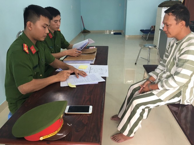 Phóng hoả đốt Đài phát thanh huyện để phi tang sổ đỏ giả - ảnh 2